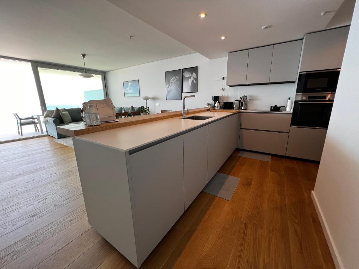 The Wave Collection Sea View 2 Bedrooms Leilighet Málaga